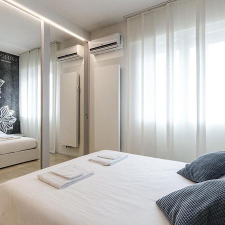 Apartamento Residenza l'oasi Bolonia Exterior foto